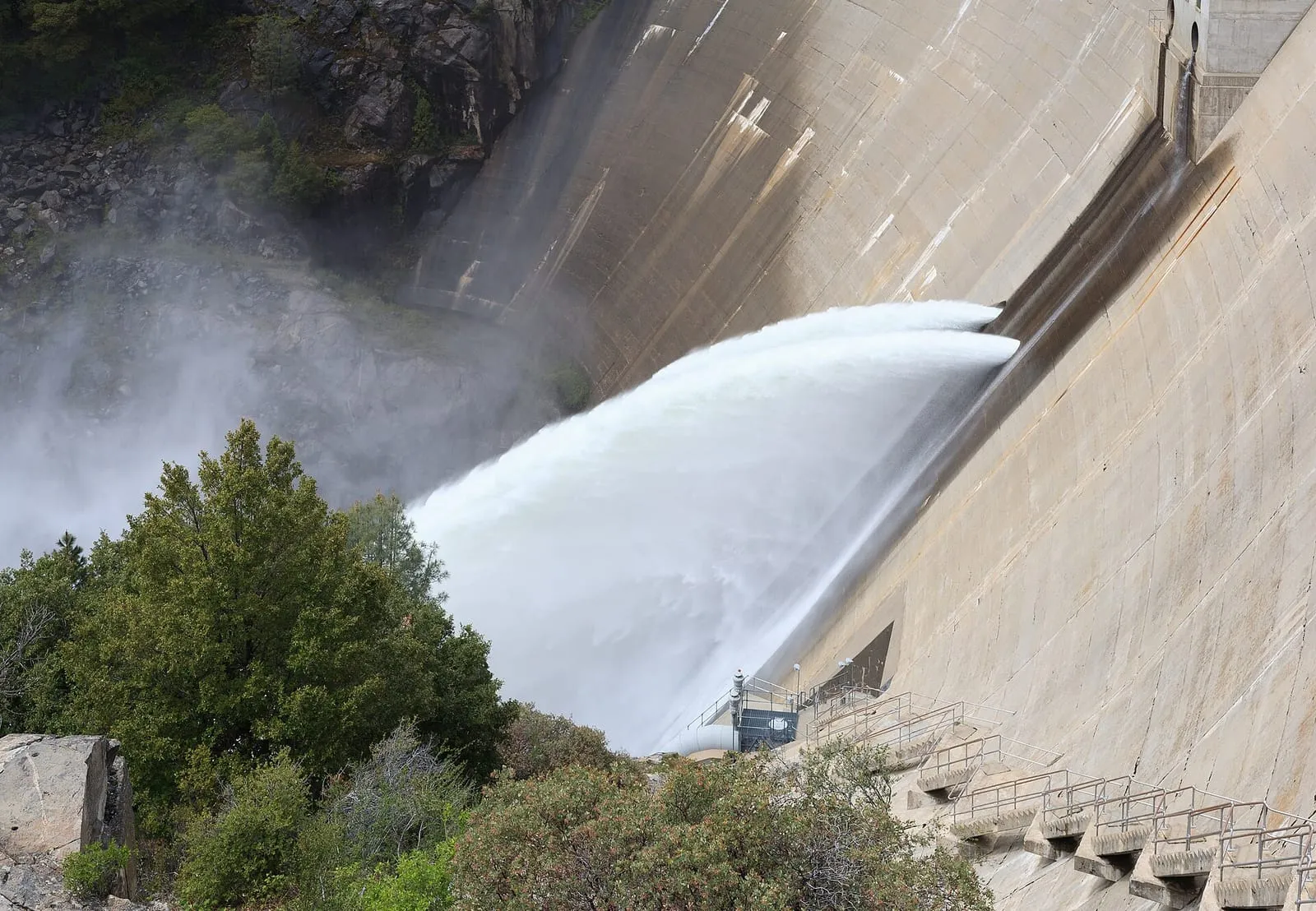 奥肖内西大坝(O’Shaughnessy Dam · Hetch Hetchy)